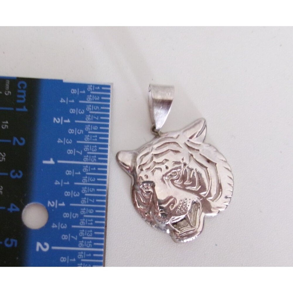 Sterling Silver Tiger Head Biker Necklace Pendant 8.6 gram .925